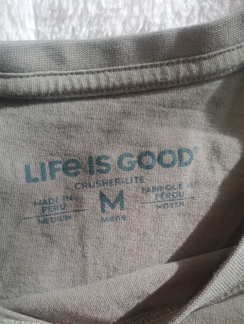Life Is Good Women's Olive Green 'Scorpio' Short Sleeve Tee - Picture 3 of 7